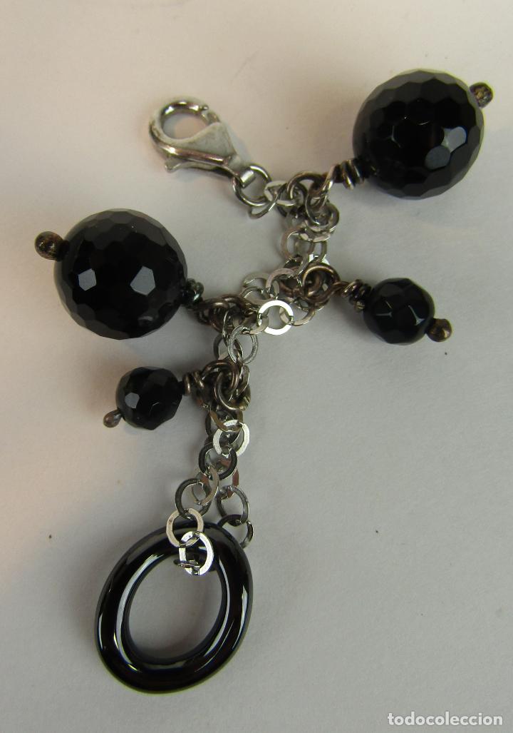 Joyeria: COLGANTE CON BOLAS NEGRAS Y MOSQUET&Oacute;N DE PLATA - Foto 1