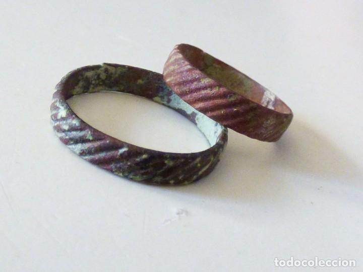 Joyeria: DOS ANTIGUOS ANILLOS RALLADOS. ARTE DE TRINCHERA DE LA GUERRA CIVIL ESPA&Ntilde;OLA