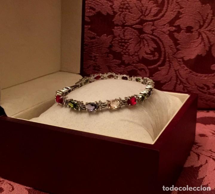 Joyeria: PULSERA CHAPADA ORO BLANCO CON MULTIGEMAS TALLADAS - 11 GRAMOS. - Foto 1