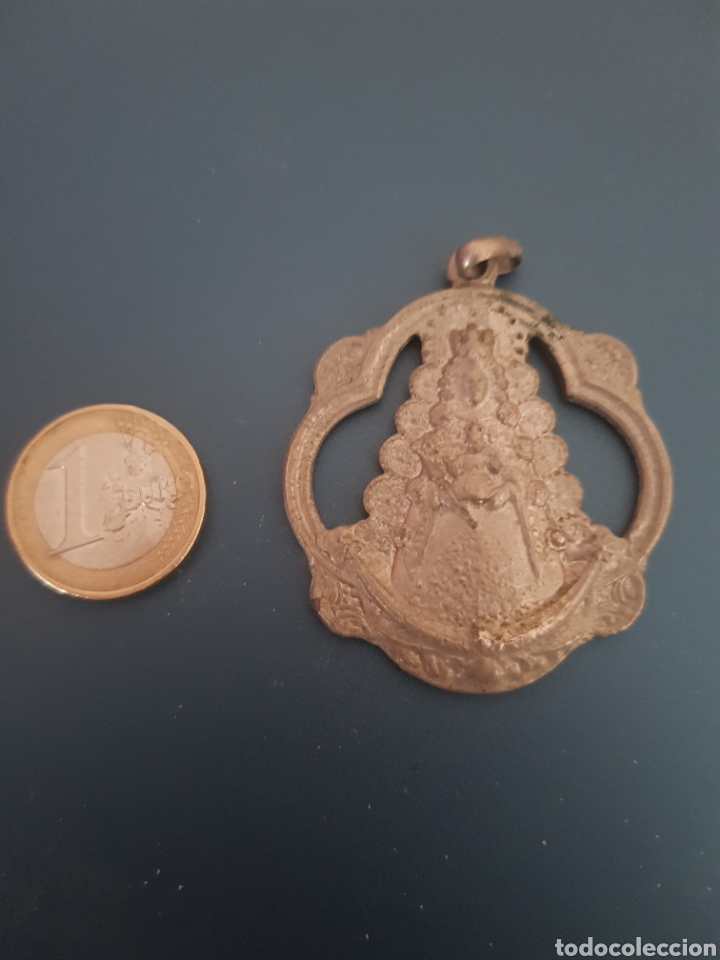 Joyeria: Medalla Virgen del Roc&iacute;o - Foto 1