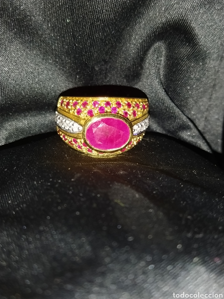 Joyeria: Gran anillo oro, rub&iacute;es y brillantes. - Foto 2