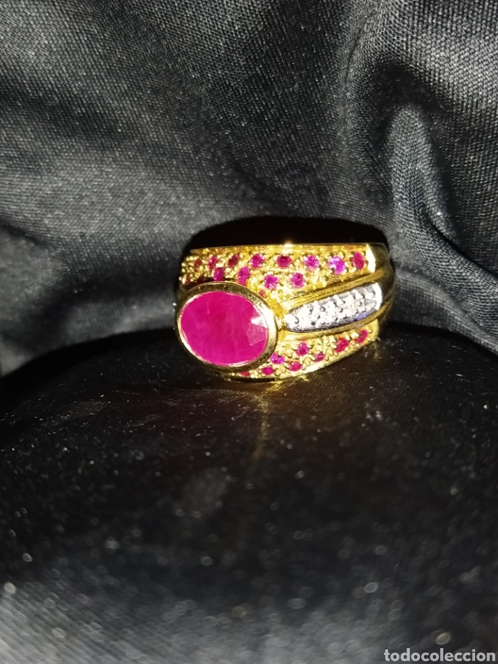 Joyeria: Gran anillo oro, rub&iacute;es y brillantes. - Foto 3