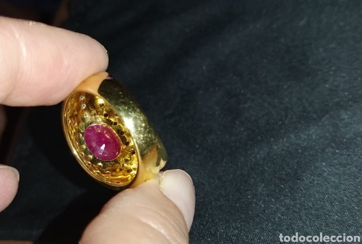 Joyeria: Gran anillo oro, rub&iacute;es y brillantes. - Foto 6
