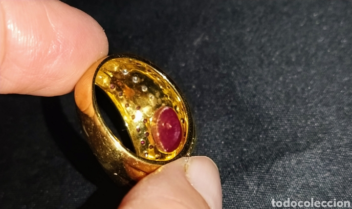 Joyeria: Gran anillo oro, rub&iacute;es y brillantes. - Foto 8