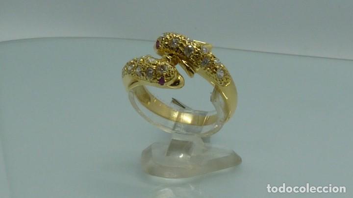 Joyeria: ANILLO DELF&Iacute;N CON CIRCONITAS Y RUBIES EN ORO DE 750MM. - Foto 4