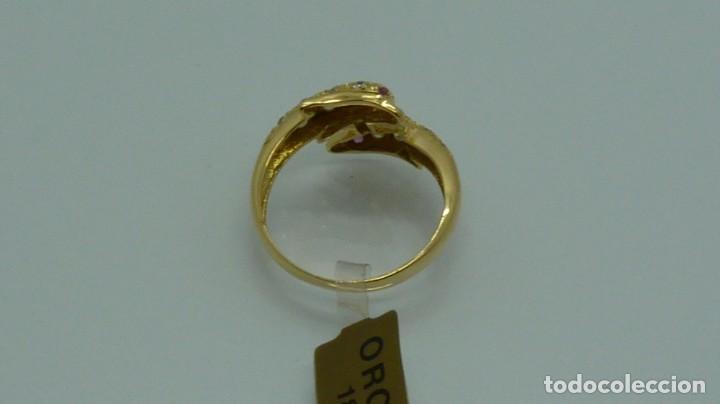 Joyeria: ANILLO DELF&Iacute;N CON CIRCONITAS Y RUBIES EN ORO DE 750MM. - Foto 15