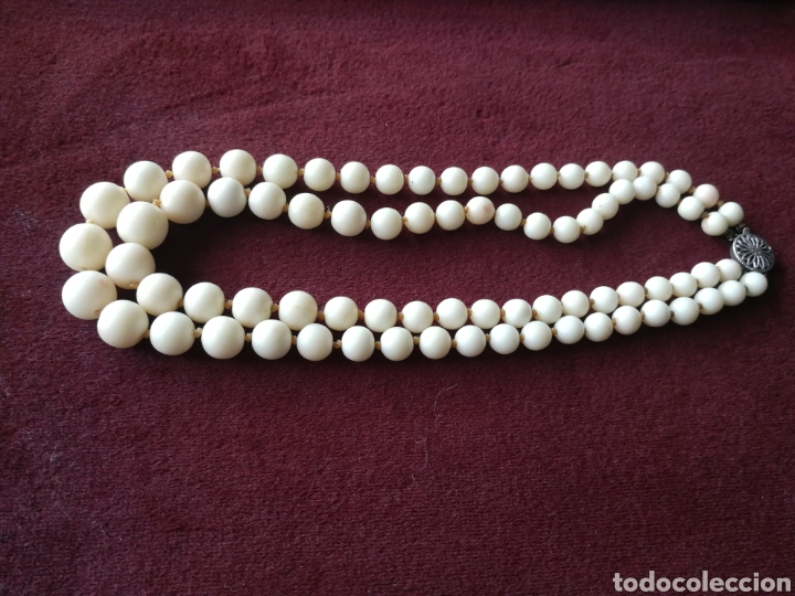 Joyeria: Collar coral dos vueltas. Broche plata - Foto 2