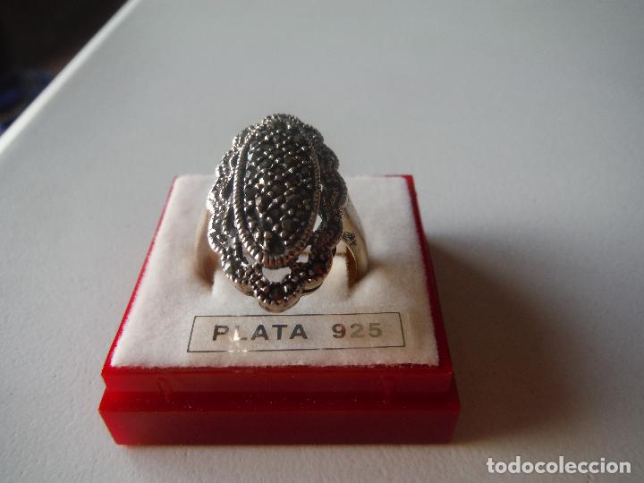 Joyeria: ANILLO DE PLATA VIEJA DE LEY CON CIRCONITAS - Foto 1