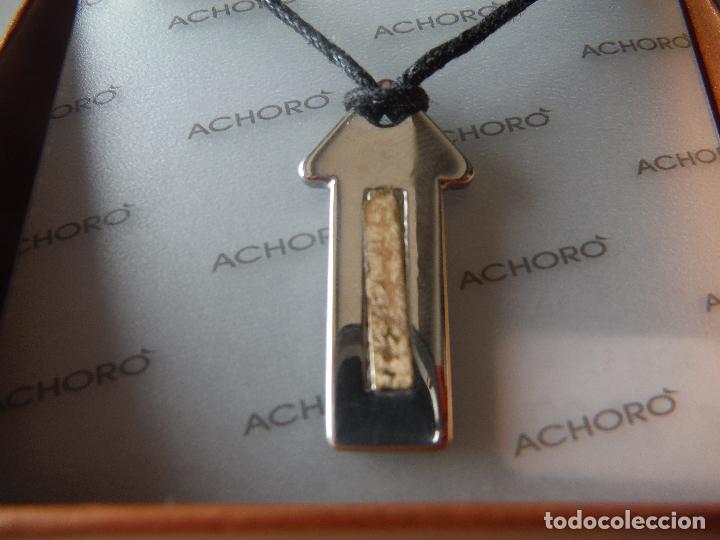 Joyeria: COLGANTE DE ACERO Y CHAPADO EN ORO DE ACHORO - Foto 2