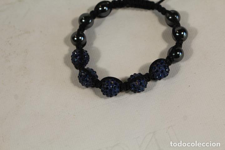 Joyeria: pulsera cierre de macrame con perlas y cuentas de marquesitas azules - Foto 7