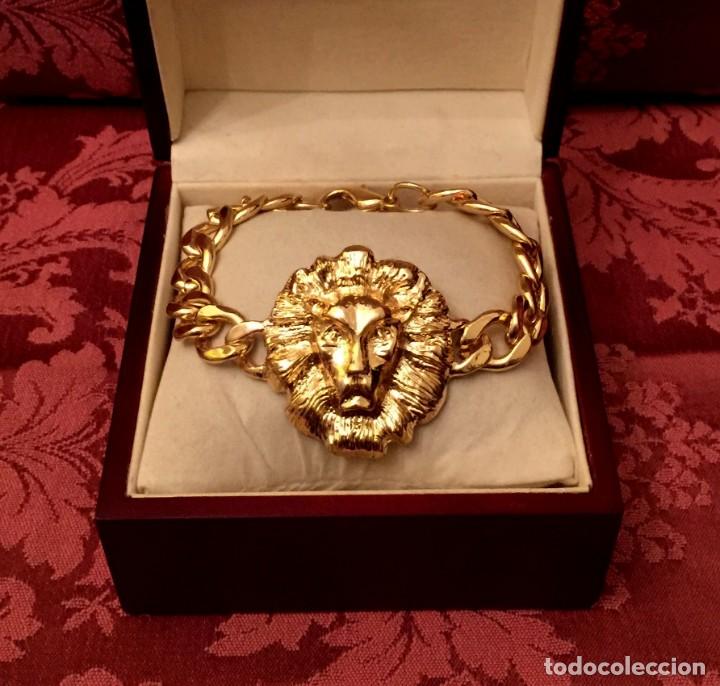 Joyeria: PULSERA BARBADA CHAPADA EN ORO 18 K CON LE&Oacute;N - 45 GRAMOS. - Foto 1