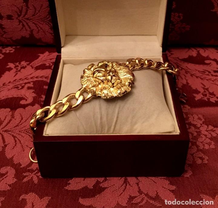 Joyeria: PULSERA BARBADA CHAPADA EN ORO 18 K CON LE&Oacute;N - 45 GRAMOS. - Foto 3