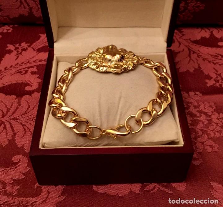 Joyeria: PULSERA BARBADA CHAPADA EN ORO 18 K CON LE&Oacute;N - 45 GRAMOS. - Foto 4