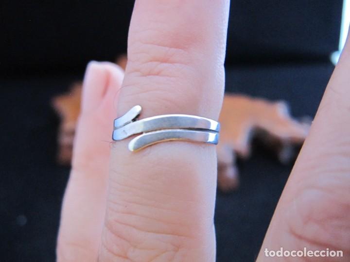 Joyeria: Fino anillo de plata contrastado 925. - Foto 6