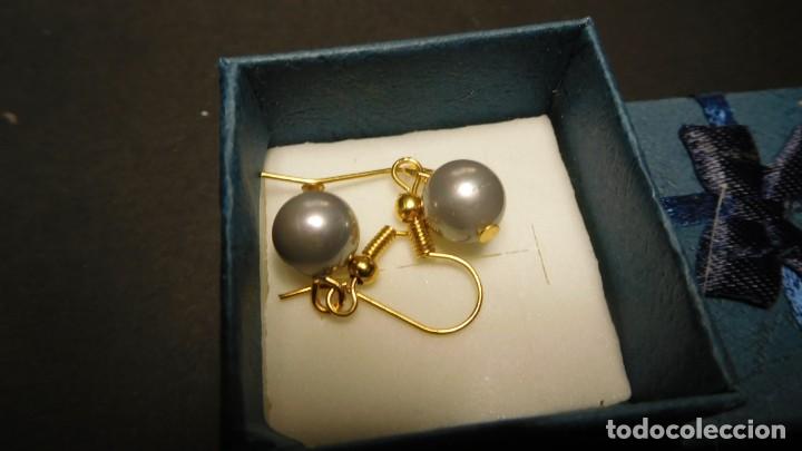 Joyeria: pendientes de perlas grises metalico - Foto 1