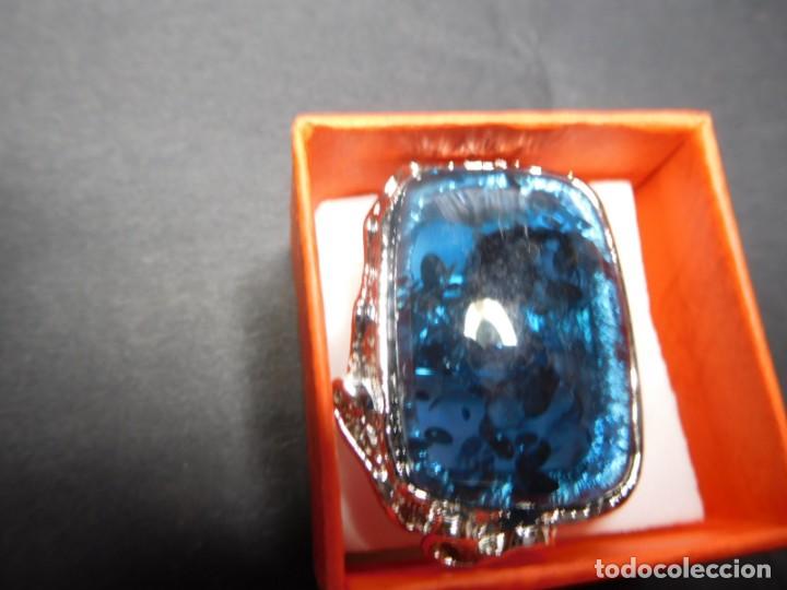 Joyeria: Anillo de metal con piedra multicrom&aacute;tica azul - Foto 1