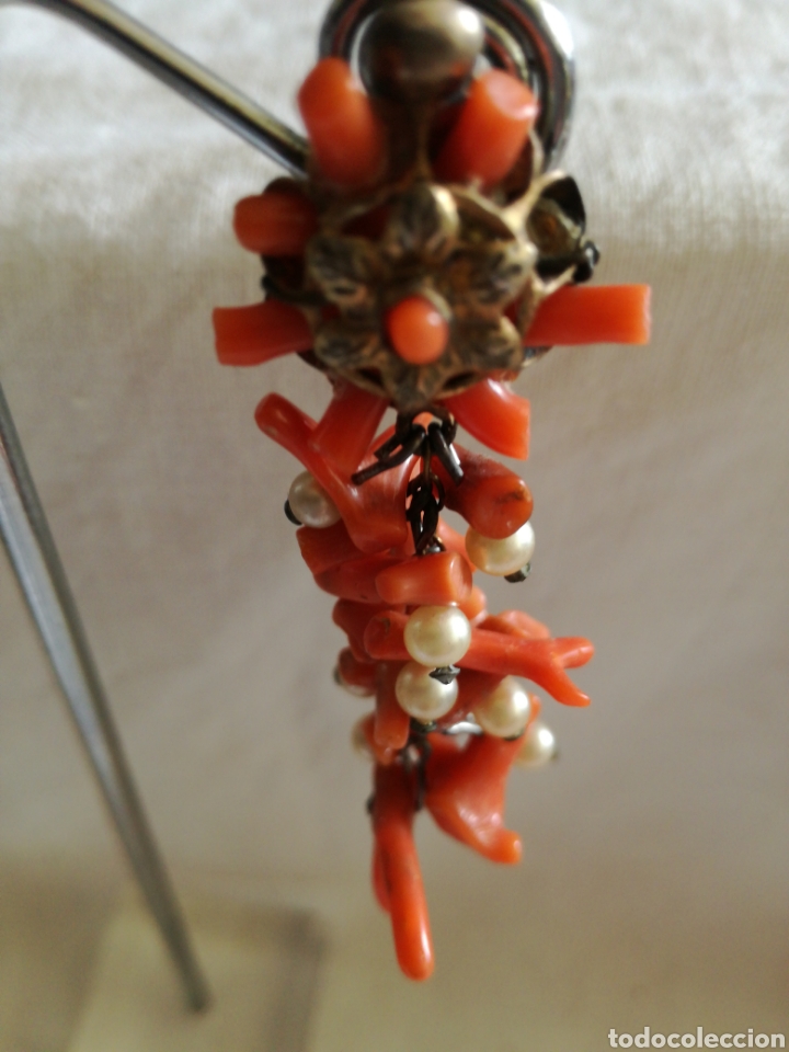 Joyeria: Pendiente antiguo, de perlitas y coral - Foto 2