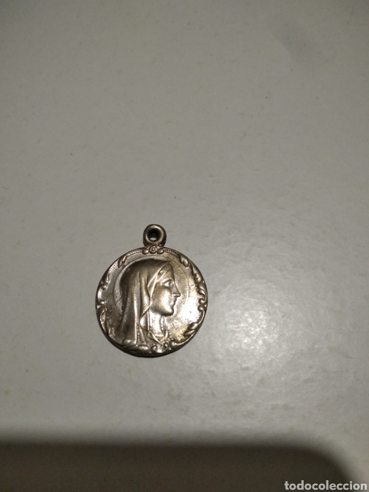 Joyeria: Medalla Virgen y Catedral de Reims - Foto 1