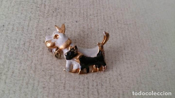 Joyeria: PTECIOSO BROCHE EN FORMA DE PERRO - Foto 1