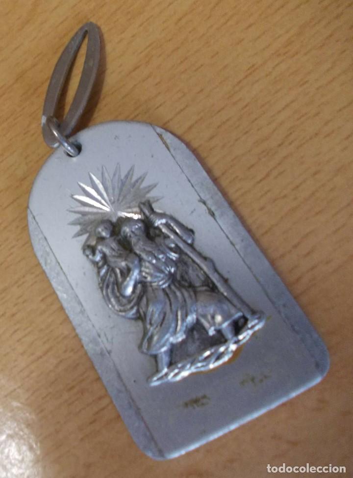 Joyeria: medalla &rdquo; San Crist&oacute;bal&rdquo; d&eacute;cada 1980 - Foto 1