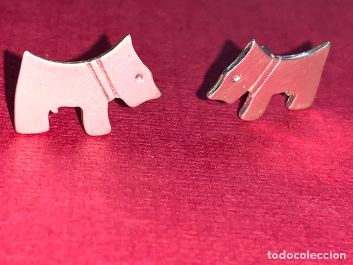 Joaillerie: Bonita pareja de pendientes de plata en forma de perrito