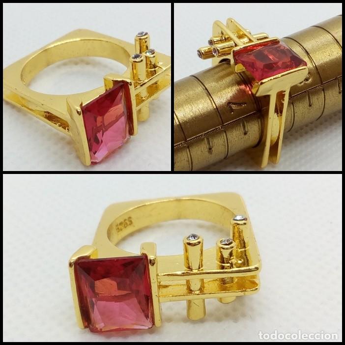 Joyeria: ANILLO GEOM&Eacute;TRICO DE PLATA CHAPADO ORO CON RUB&Iacute; - Foto 1