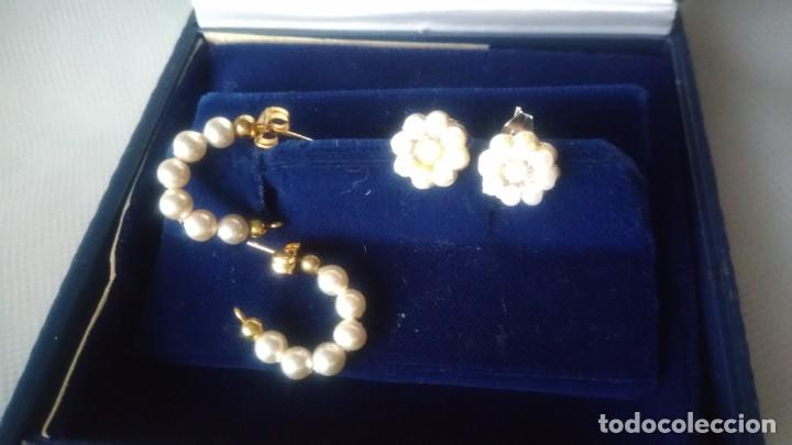 Joyeria: DOS PARES DE PENDIENTES CON SIMIL PERLITAS - Foto 3