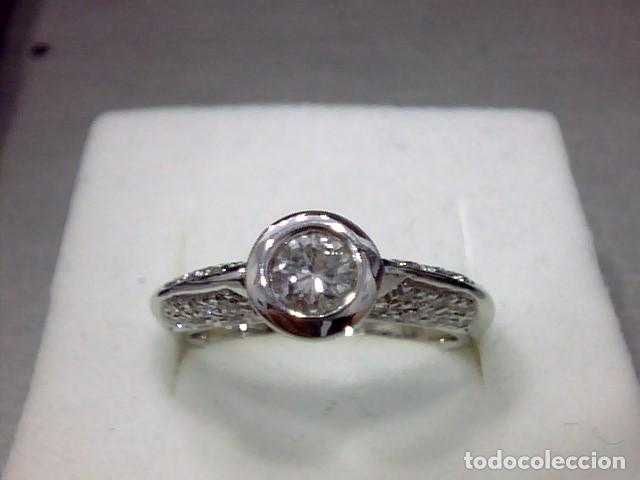 Joyeria: ANILLO ORO BLANCO 18 KL Y DIAMANTES - Foto 1
