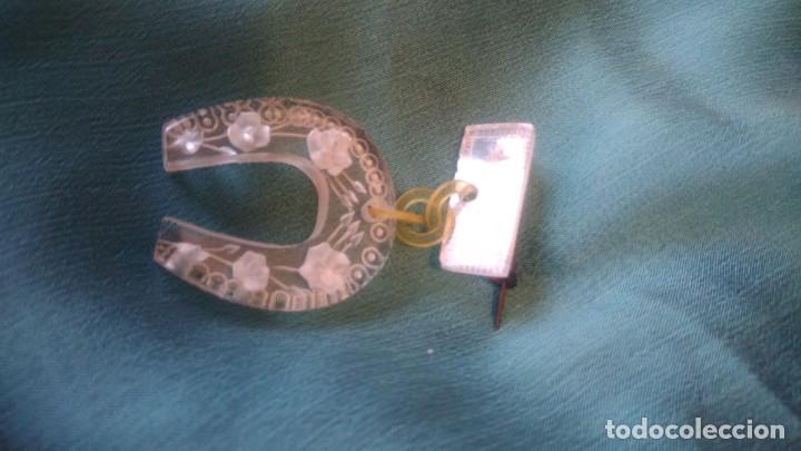 Joyeria: BROCHE MODERNISTA DE CELULOIDE HERRADURA - Foto 5