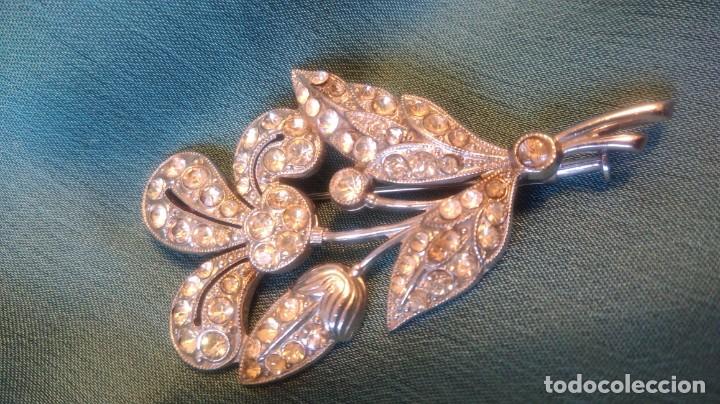 Joyeria: BROCHE ANTIGUO FLOR DE LIS CON PEDRER&Iacute;A - Foto 10