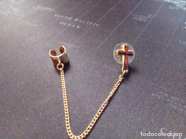Joyeria: pendiente con cadena y arete - Foto 1