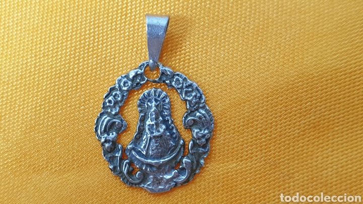 Joyeria: MEDALLA DE PLATA DE LEY EN FORMA RELIGIOSA - Foto 1