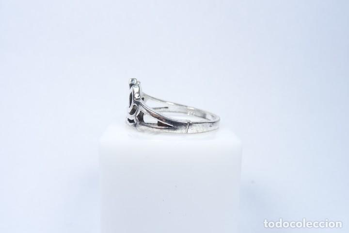 Joyeria: Anillo en plata 925 con forma de corona - Foto 3