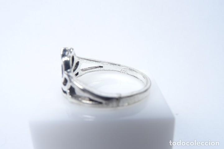 Joyeria: Anillo en plata 925 con forma de corona - Foto 4