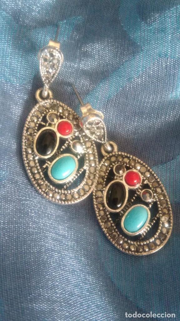 Jewelry: PENDIENTES MUY LUCIDOS Y BONITOS CON PEDRER&Iacute;A DE COLORES