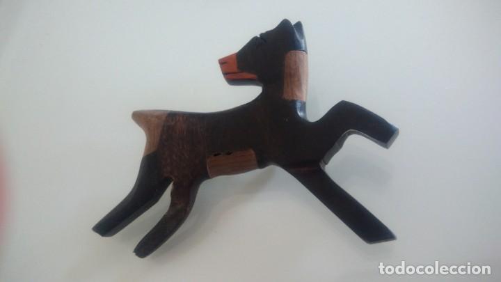 Joyeria: BROCHE DE MADERA EN FORMA DE PERRO - Foto 6