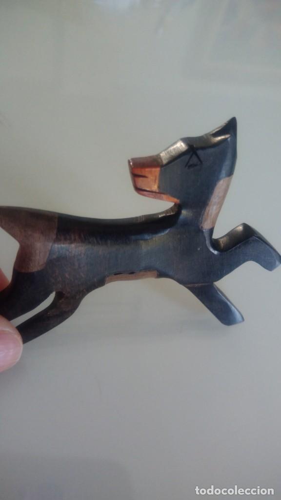 Joyeria: BROCHE DE MADERA EN FORMA DE PERRO - Foto 8