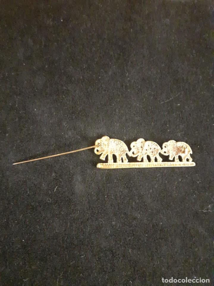 Joyeria: Broche dorado de elefantes y strass - Foto 2