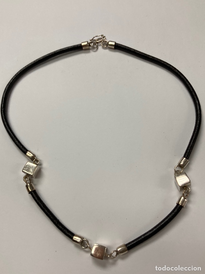 Joyeria: Gargantillas de plata y piel - Foto 1