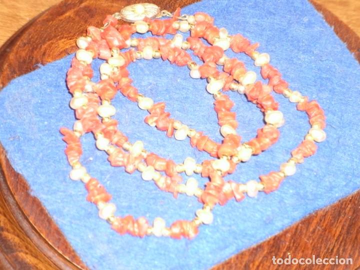 Joyeria: COLLAR LARGO DE CORAL CHIP Y PERLAS DE RIO. - Foto 6