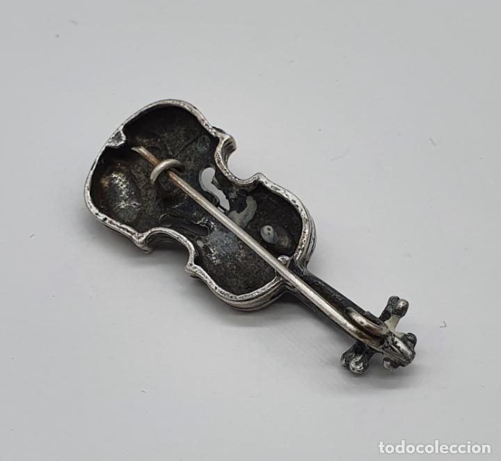 Joyeria: Broche antiguo art dec&oacute; con forma de viol&iacute;n en plata de ley . - Foto 5