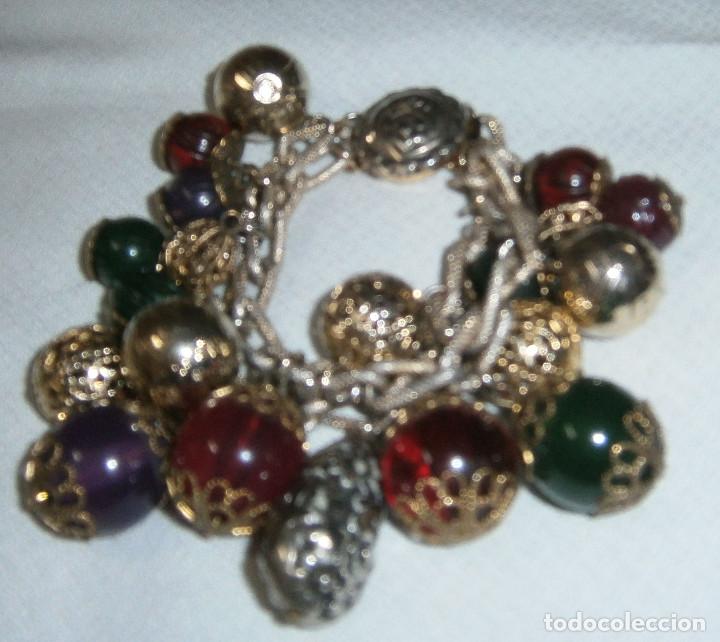 Joyeria: pulsera de metal dorado con abalorios - Foto 1