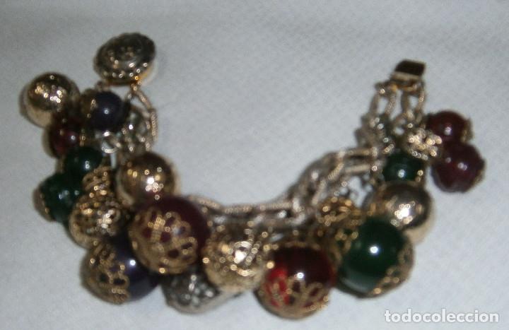 Joyeria: pulsera de metal dorado con abalorios - Foto 2