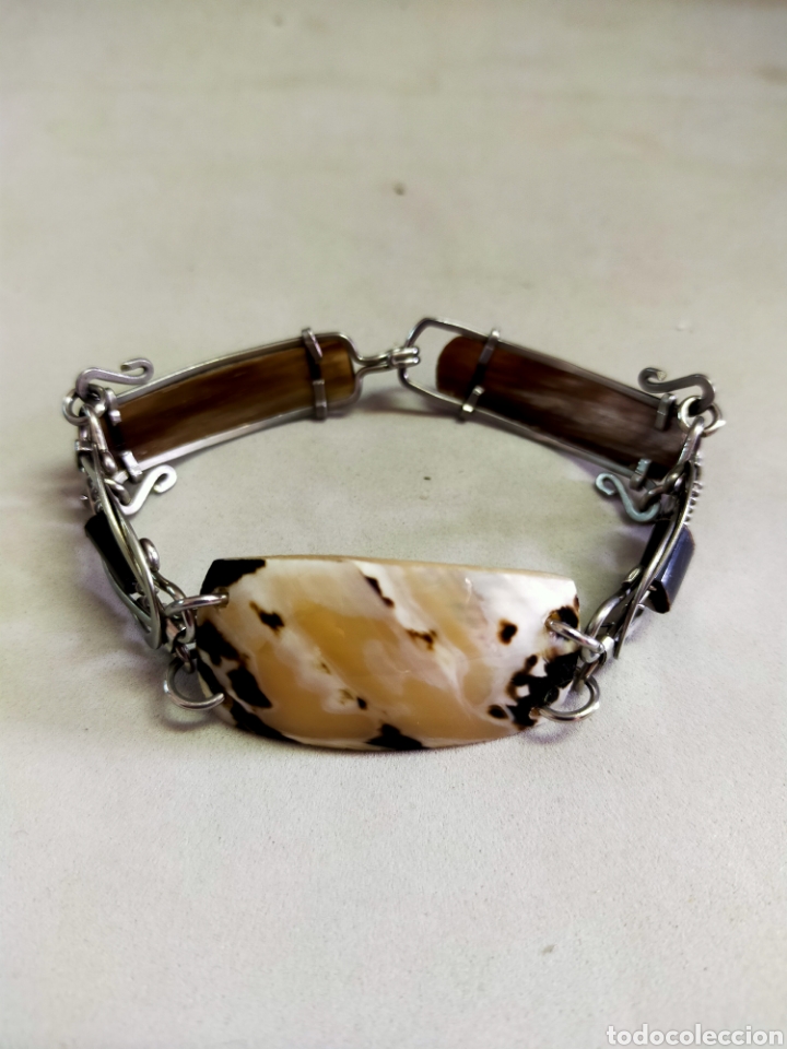 Joyeria: PULSERA DE METAL, NACAR Y ASTA DE TORO - Foto 1