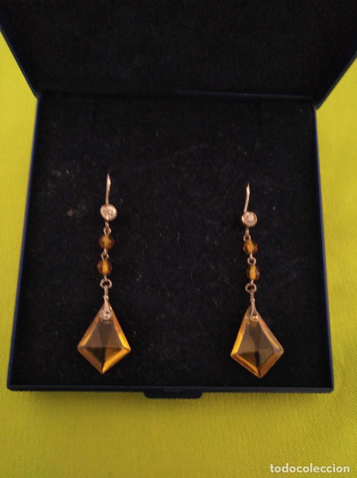 Joalharia: Pendientes a&ntilde;os 40,4