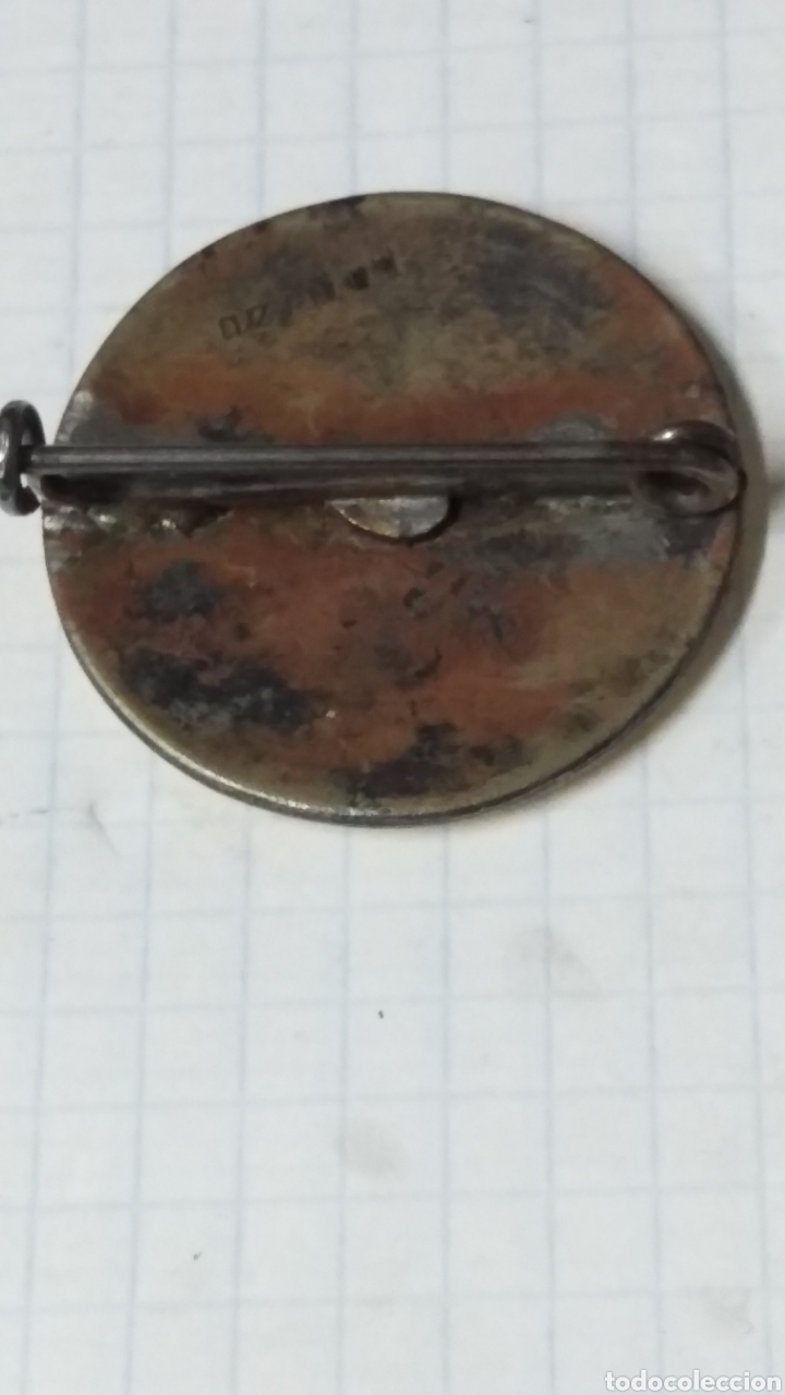 Joyeria: Antiguo broche met&aacute;lico bellamente decorado - Foto 2