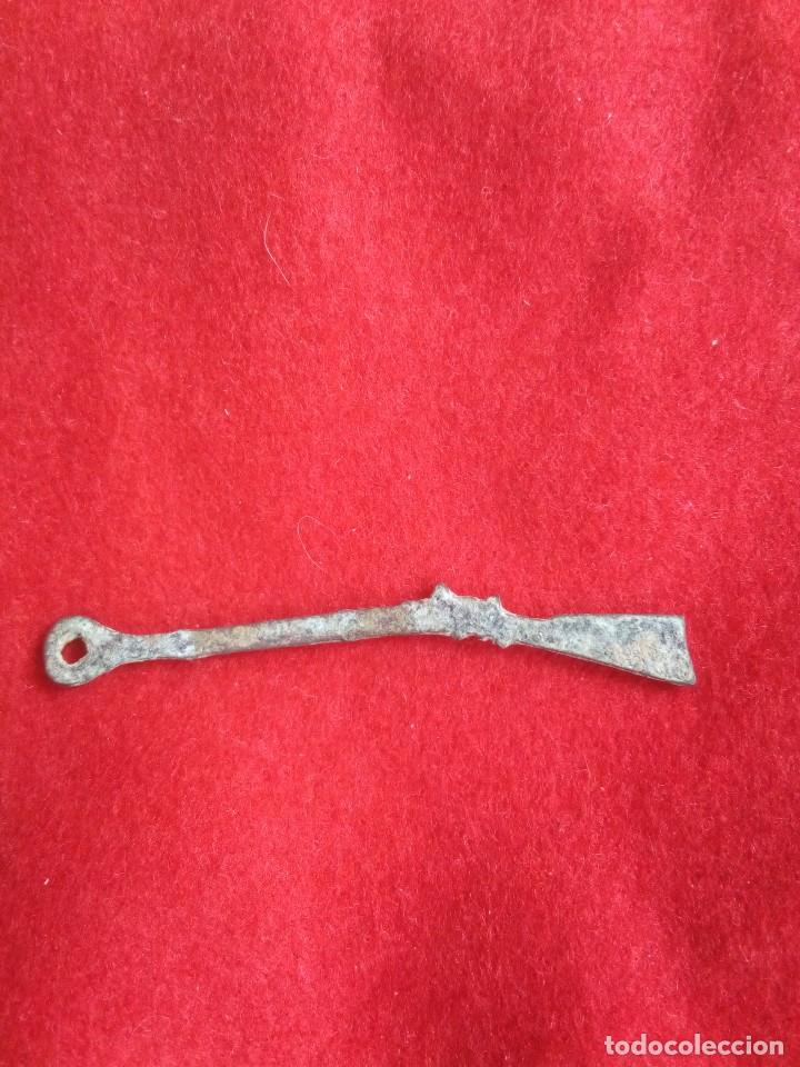 Joyeria: Antiguo colgante mosquete - Foto 2