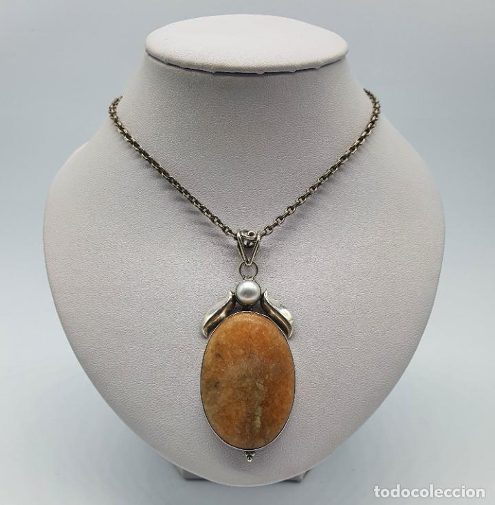 Joyeria: Gran medallón antiguo en plata de ley, perla incrustada y cabujon de ágata toffe auténtica . - Foto 3 - 223694856
