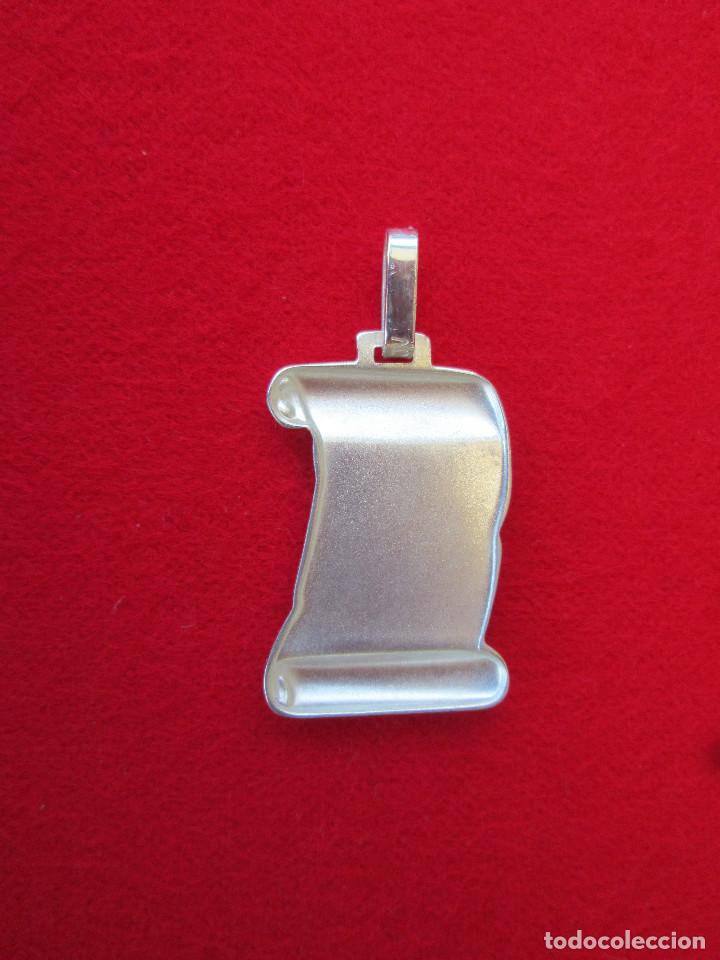 Joyeria: COLGANTE DE PLATA - PLACA PERGAMINO - SIN ESTRENAR - Foto 2