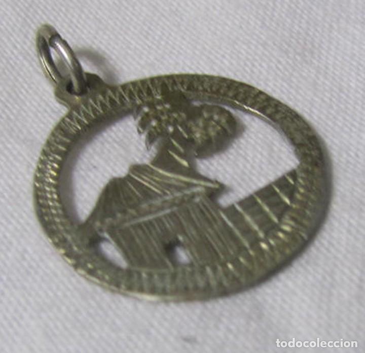 Joyeria: Colgante de plata calada, caba&ntilde;a con palmera - Foto 3